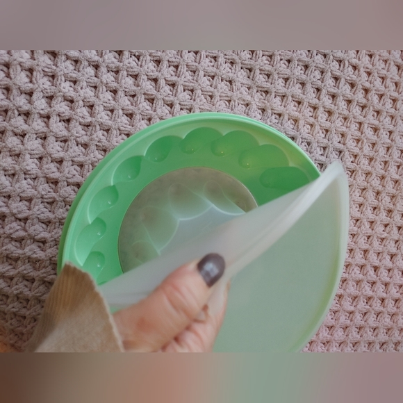 Mint Green Tupperware Jel N Serve Jell-O Mold - Picture 2 of 7